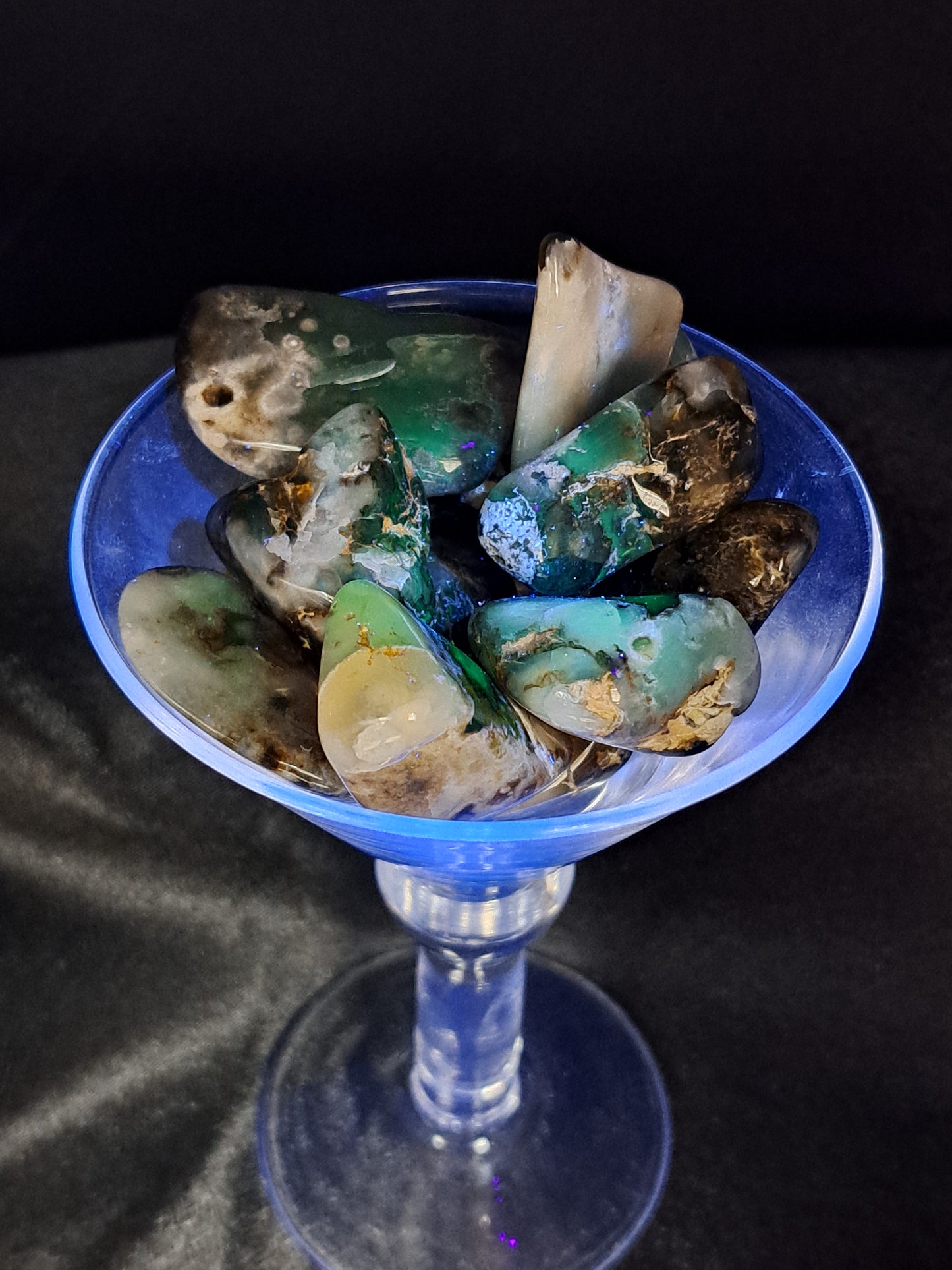 South Dakota Chalcedony Tumble - Intuitive Pick