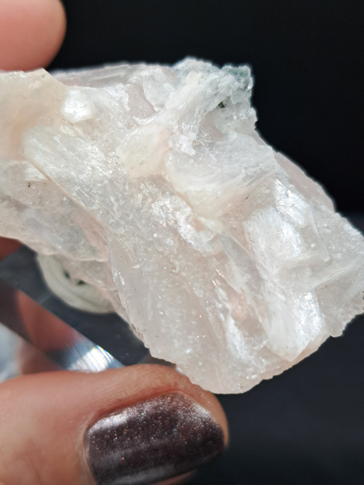 White Heulandite "Bowtie" on 1" Cube