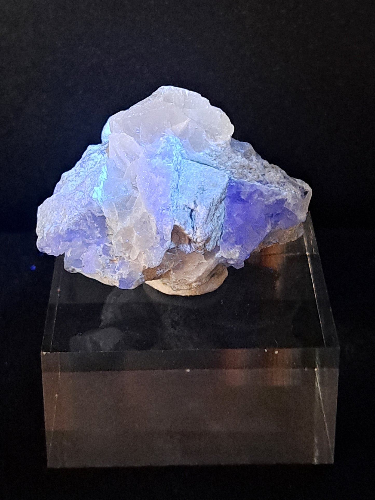 Xianghualing Mint Green Cubic Fluorite