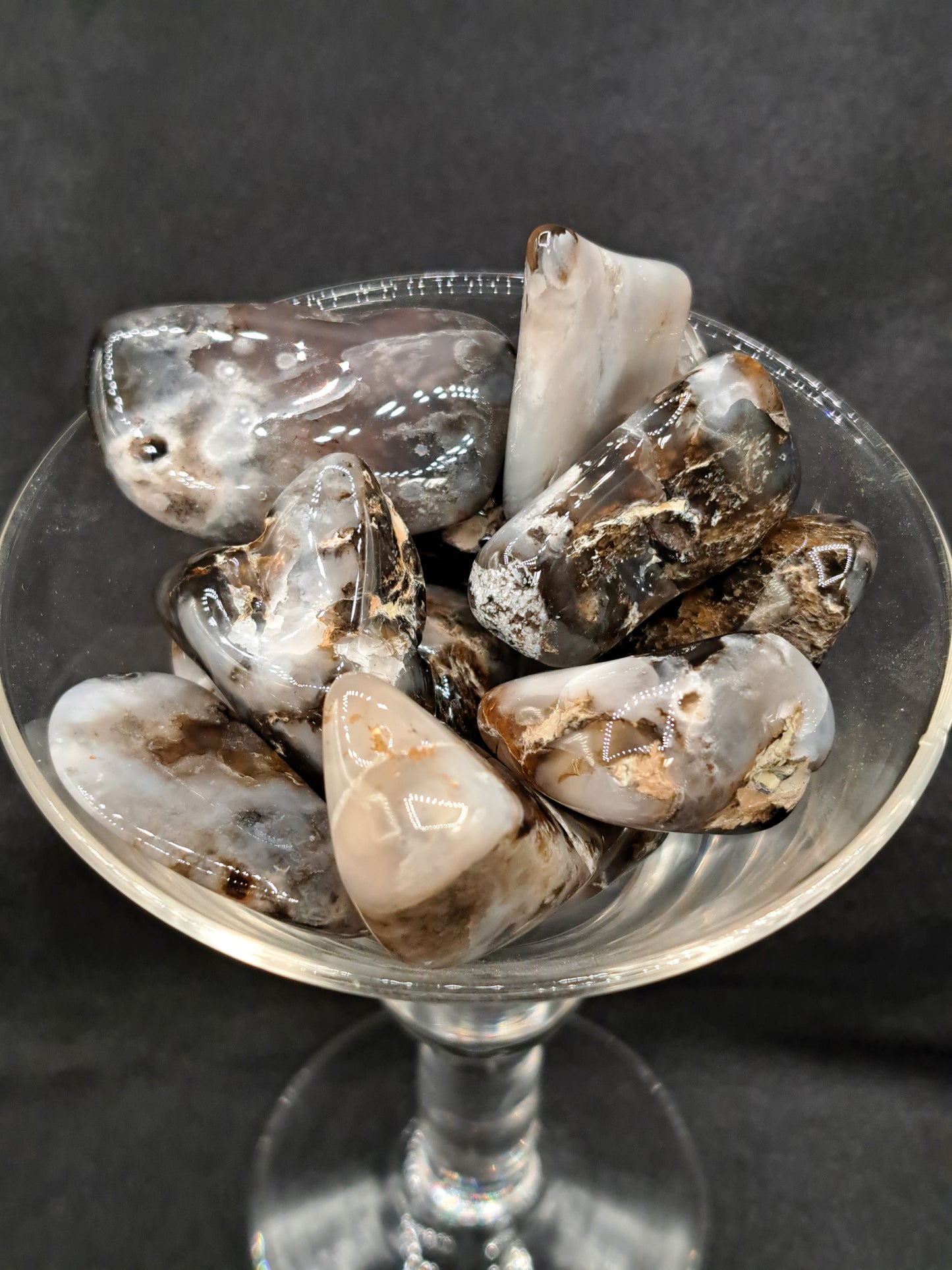 South Dakota Chalcedony Tumble - Intuitive Pick